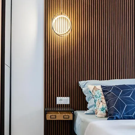 Lamita Apartment Split